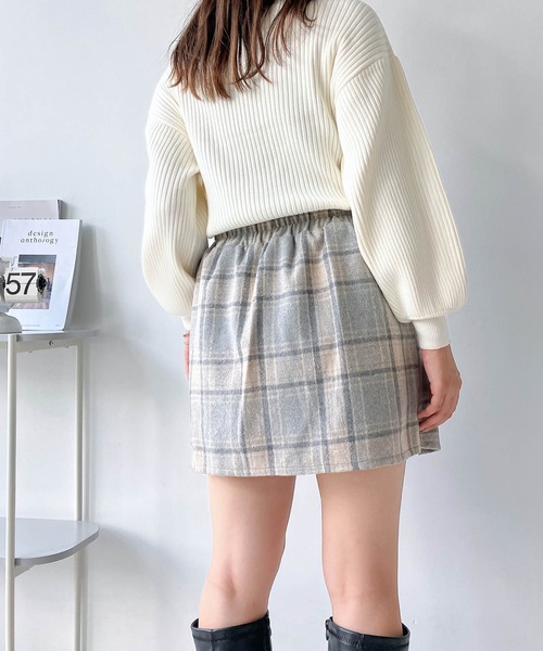 AS KNOW AS plus（アズノゥアズプラス）の「◇ボタンとプリーツミニスカート 　セットアップ可能（スカート・レディース・ブラック系/グレー系/ベージュ系・FREE）」の6枚目の写真