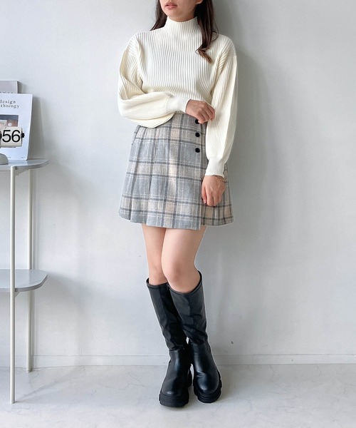 AS KNOW AS plus（アズノゥアズプラス）の「◇ボタンとプリーツミニスカート 　セットアップ可能（スカート・レディース・ブラック系/グレー系/ベージュ系・FREE）」の7枚目の写真