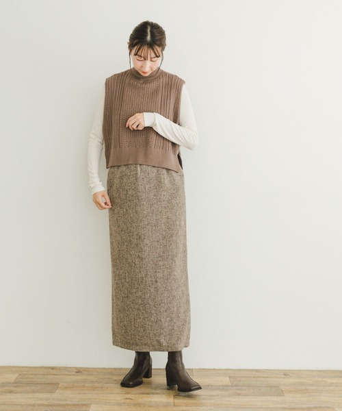 ITEMS URBANRESEARCH（アイテムズ アーバンリサーチ）の「ケーブルニットベスト（ベスト・レディース・グレー/モカ/ネイビー・FREE）」の16枚目の写真