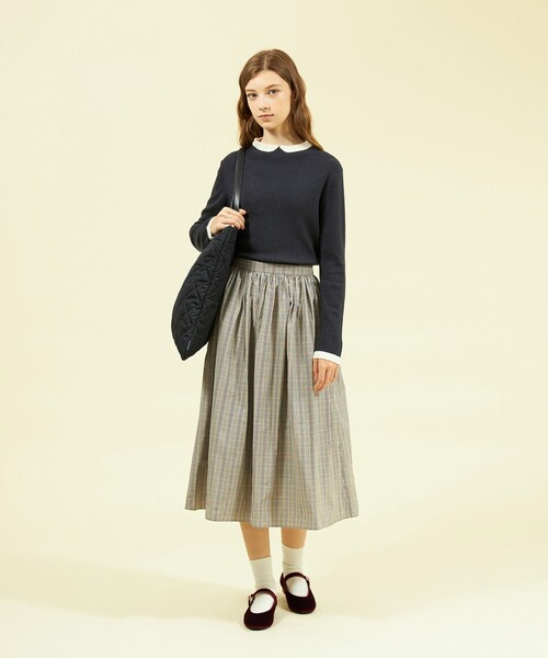 MACKINTOSH PHILOSOPHY（ﾏｯｷﾝﾄｯｼｭ ﾌｨﾛｿﾌｨｰ）の「Cleric Collar Knit ロングスリーブ（ニット/セーター・レディース・チャコールグレー/ライトブルー/ダークネイビー・38）」の16枚目の写真