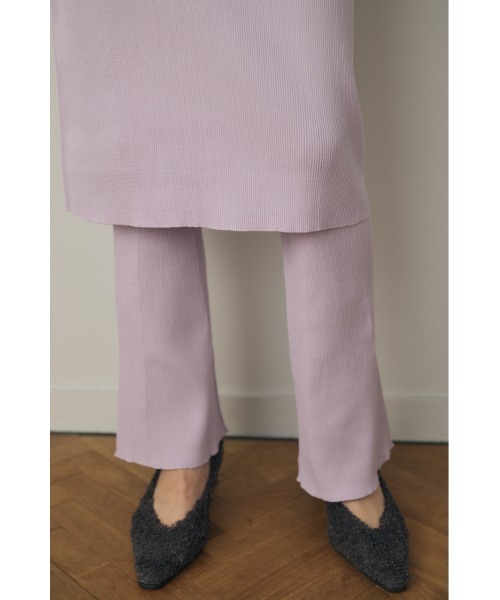 M_（エムアンダーバー）の「ニットミディスカート×ニットレギンス リサイクルポリエステル使用（スカート・レディース・ライトパープル/ブラック・1/2）」の17枚目の写真