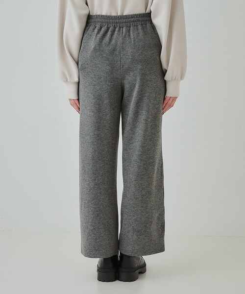 SHOO・LA・RUE（シューラルー）の「【あったか】やわらかい風合いが魅力 裏起毛イージーパンツ（その他パンツ・レディース・チャコールグレー/グリーン/スミクロ・01/02/03/04）」の22枚目の写真