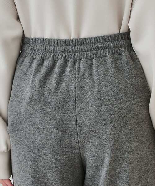 SHOO・LA・RUE（シューラルー）の「【あったか】やわらかい風合いが魅力 裏起毛イージーパンツ（その他パンツ・レディース・チャコールグレー/グリーン/スミクロ・01/02/03/04）」の20枚目の写真