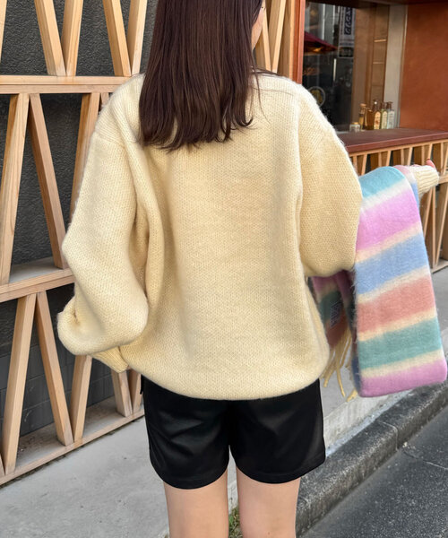 CIAOPANIC（チャオパニック）の「ワンポイント刺繡シャギーニットプルオーバー（ニット/セーター・レディース・レッド/ブラウン/ブラック/アイボリー/ミント・ONE SIZE）」の8枚目の写真