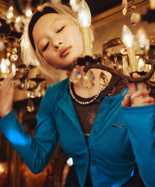 Subciety（サブサエティ）の「Button Cropped Cardigan【WOMEN】（カーディガン/ボレロ・レディース・ブルー/ブラック/ピンク・FREE）」の2枚目の写真