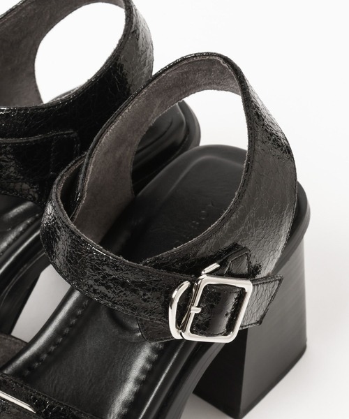 PAGEBOY（ページボーイ）の「バックルチャンキーヒール（ブーツ・レディース・ブラック/ブロンズ・MEDIUM/LARGE）」の16枚目の写真
