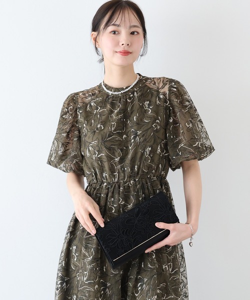 BLUEEAST(ブルーイースト)の「刺繍レースクラッチバッグ(クラッチバッグ・レディース・ブラック/ベージュ/シルバー・FREE)」の6枚目の写真