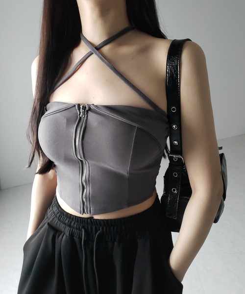 me+em select(ミームセレクト)の「【 カップ付 】ジップアップクロスストラップリボンベアトップス / zip up cross strap ribbon bare tops(キャミソール・レディース・グレー/ホワイト/ブラック・FREE)」の8枚目の写真