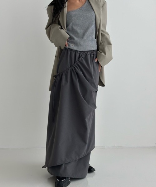 ROOPTOKYO(ループトウキョウ)の「Tucked Design Side Ribbon Gather Long Skirt / タックデザイン サイドリボンギャザー ロングスカート(スカート・レディース・グレー/ブラック/チャコールグレー/ベージュ・FREE)」の19枚目の写真
