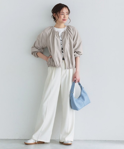 Pierrot（ピエロ）の「撥水・UVカットノーカラーギャザーブルゾン（ブルゾン・レディース・アイボリー/ベージュ/ネイビー/グレー系その他・L/M）」の14枚目の写真