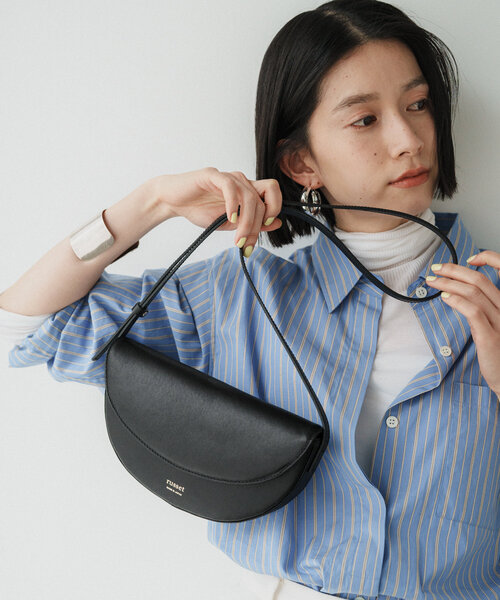 russet ハーフムーン2wayショルダーバッグ ブラック russet（ラシット）の「WEB限定 ハーフムーン2wayショルダーバッグ