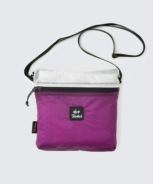 WILD THINGS(ワイルドシングス)の「WILD THINGS/ワイルドシングス CORDURA SIL SACOCHE コーデュラナイロンサコッシュ ミニショルダーバッグ(ショルダーバッグ・メンズ・パープル系その他/グリーン系その他/ブルー系その他/ブラック・FREE)」の4枚目の写真