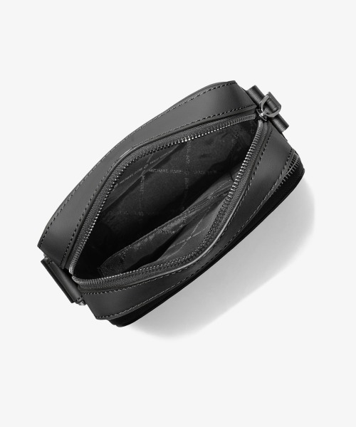 MICHAEL KORS(マイケルコース)の「COOPER フライトバッグ ウィズ ポーチ(ショルダーバッグ・メンズ・ブラック・FREE)」の6枚目の写真