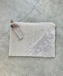 m.soeur（エムスール）の「オリジナルレースのフラットポーチ（ポーチ）」