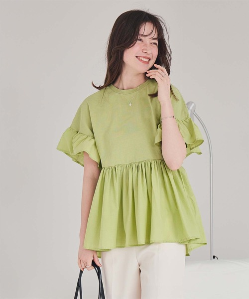 titivate(ティティベイト)の「ギャザーペプラムドッキングトップス(Tシャツ/カットソー・レディース・オフホワイト/ブラック/ライトグリーン/チャコール・S/M)」の4枚目の写真