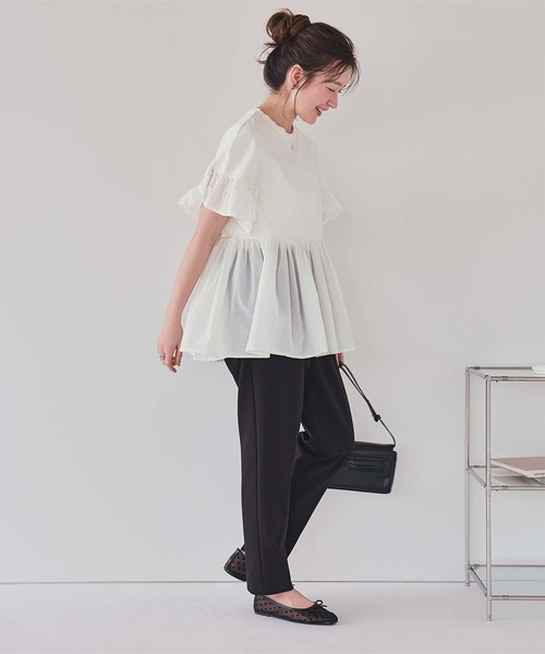 titivate(ティティベイト)の「ギャザーペプラムドッキングトップス(Tシャツ/カットソー・レディース・オフホワイト/ブラック/ライトグリーン/チャコール・S/M)」の22枚目の写真