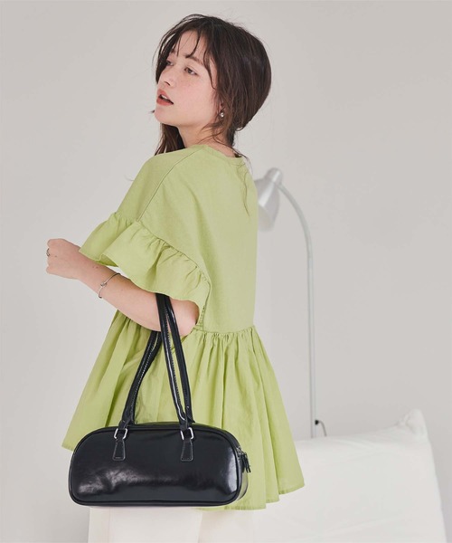 titivate(ティティベイト)の「ギャザーペプラムドッキングトップス(Tシャツ/カットソー・レディース・オフホワイト/ブラック/ライトグリーン/チャコール・S/M)」の17枚目の写真