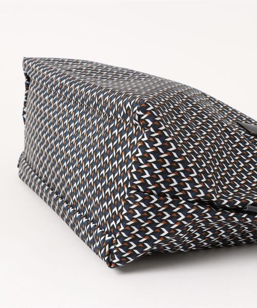 Roberta Pieri（ロベルタピエリ）の「ROBERTA PIERI/ロベルタピエリ ラージトートバッグ【TATAMI LT2】（トートバッグ・レディース・ネイビー/グリーン・FREE）」の4枚目の写真