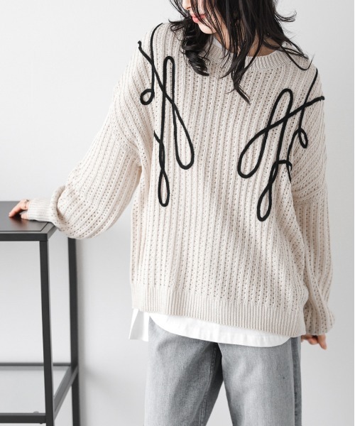 AMELY(エミリー)の「コード刺繍 透かし編みニット(ニット/セーター・レディース・ブラック/アイボリー/グレー/ベージュ・フリー)」の8枚目の写真