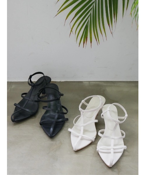 TRUNC(トランクエイティーエイト)の「Line Strap Heel Sandals Ⅱ(サンダル・レディース・アイボリー/ブラック・LARGE/MEDIUM/SMALL)」の14枚目の写真