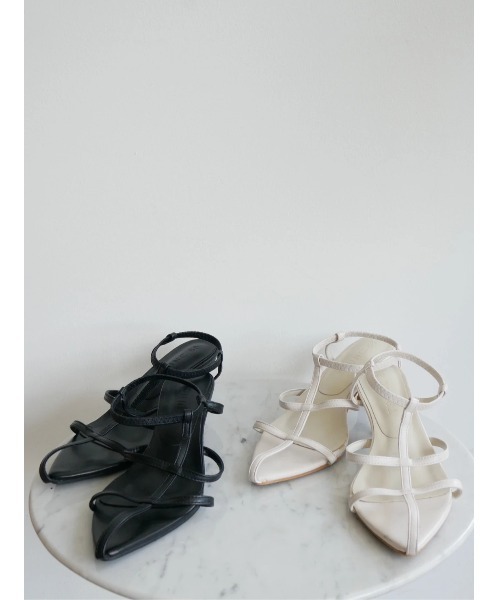 TRUNC(トランクエイティーエイト)の「Line Strap Heel Sandals Ⅱ(サンダル・レディース・アイボリー/ブラック・LARGE/MEDIUM/SMALL)」の15枚目の写真