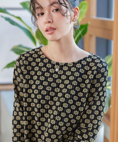Tiaclasse(ティアクラッセ)の「花柄カットレースフレアトップス(Tシャツ/カットソー・レディース・ブラック/ブラック系その他/オフホワイト/ベージュ系その他・M/L)」の19枚目の写真