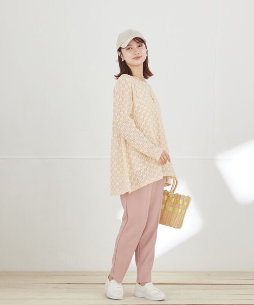 Tiaclasse(ティアクラッセ)の「花柄カットレースフレアトップス(Tシャツ/カットソー・レディース・ブラック/ブラック系その他/オフホワイト/ベージュ系その他・M/L)」の13枚目の写真