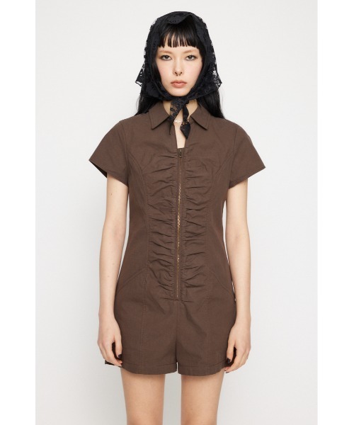 LAGUA GEM（ラグアジェム）の「GATHER MINI オールインワン（つなぎ/オールインワン・レディース・ブラウン/チャコールグレー/ブラック・SMALL/MEDIUM）」の4枚目の写真