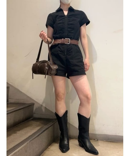 LAGUA GEM（ラグアジェム）の「GATHER MINI オールインワン（つなぎ/オールインワン・レディース・ブラウン/チャコールグレー/ブラック・SMALL/MEDIUM）」の18枚目の写真