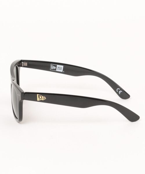 NEW ERA（ニューエラ）の「NEW ERA/ニューエラ サングラス ウェリントン スクエアレンズ シャイニーブラックフレーム グリーングレーレンズ 14518153（サングラス・メンズ・ブラック×グレー・FREE）」の2枚目の写真