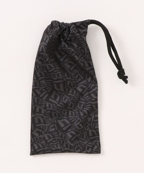 NEW ERA（ニューエラ）の「NEW ERA/ニューエラ サングラス ウェリントン スクエアレンズ シャイニーブラックフレーム グリーングレーレンズ 14518153（サングラス・メンズ・ブラック×グレー・FREE）」の4枚目の写真