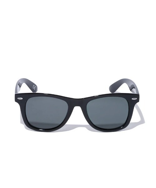 NEW ERA（ニューエラ）の「NEW ERA/ニューエラ サングラス ウェリントン スクエアレンズ シャイニーブラックフレーム グリーングレーレンズ 14518153（サングラス・メンズ・ブラック×グレー・FREE）」の7枚目の写真