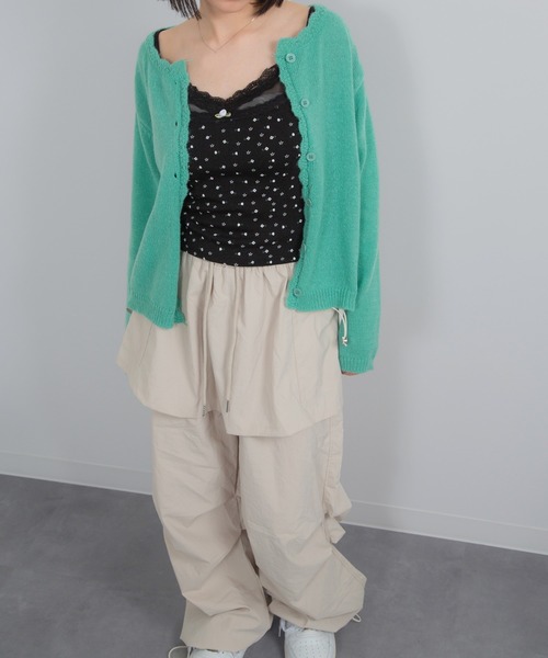 Chiina(チーナ)の「Chiina / クルーネックカラーカーディガン(カーディガン/ボレロ・レディース・グリーン/ホワイト/イエロー/ブルー・FREE)」の14枚目の写真