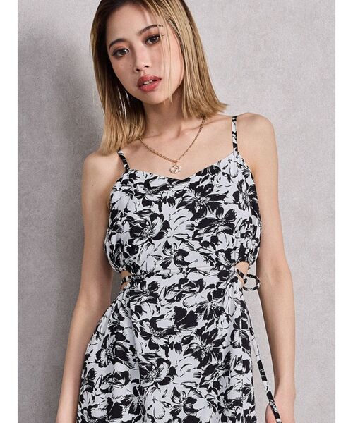 GYDA(ジェイダ)の「SIDE OPEN BACK RIBBON LONGワンピース(ワンピース・レディース・ブラック/その他1・FREE)」の11枚目の写真