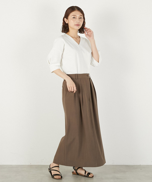 LOGEMENT DE CLAIRE(ロジュモンドクレール)の「麻調タックナロースカート(スカート・レディース・グレイッシュベージュ/ブラック/ブラウン・FREE)」の5枚目の写真