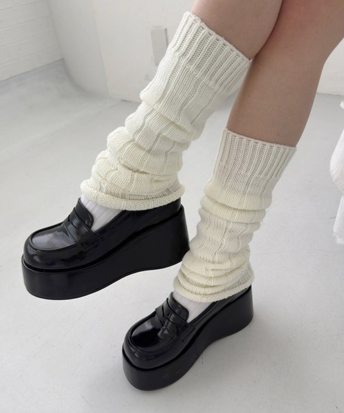 one after another NICE CLAUP(ワンアフターアナザーナイスクラップ)の「【マイナス3キロ見え】ボリュームソールローファー(ローファー・レディース・ダークブラウン/ベージュ/ブラック・SS/S/M)」の5枚目の写真