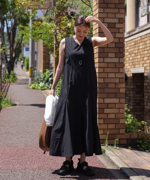 peu pres la fleur プープレ フルル　ワンピース　レーヨン　麻 peu pres la fleur プープレ フルル ワンピース レーヨン 麻