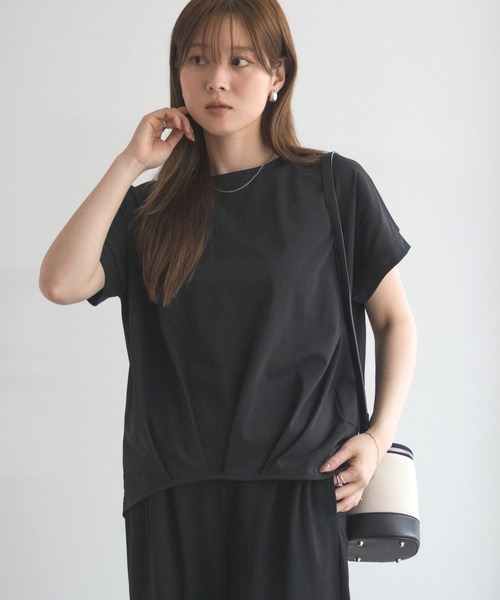 NAVY(ネイビー)の「NAVY SARARI 裾タックプルオーバー(Tシャツ/カットソー・レディース・マスタード/ブラック/カーキ・M/L)」の10枚目の写真