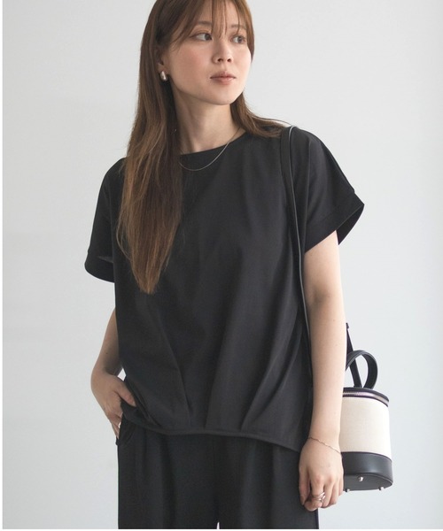 NAVY(ネイビー)の「NAVY SARARI 裾タックプルオーバー(Tシャツ/カットソー・レディース・マスタード/ブラック/カーキ・M/L)」の4枚目の写真