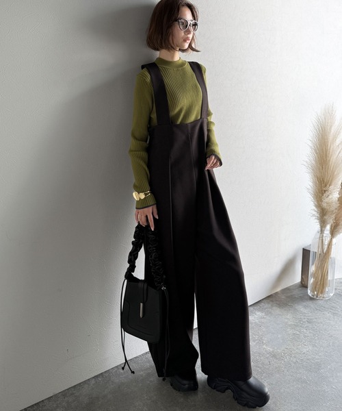 classicalelf（クラシカルエルフ）の「楽にシルエット美人。ワンタックワイドシルエットサロペットパンツ（サロペット/オーバーオール・レディース・ブラック/チャコール/モカ・LARGE/MEDIUM/SMALL/X-LARGE）」の5枚目の写真