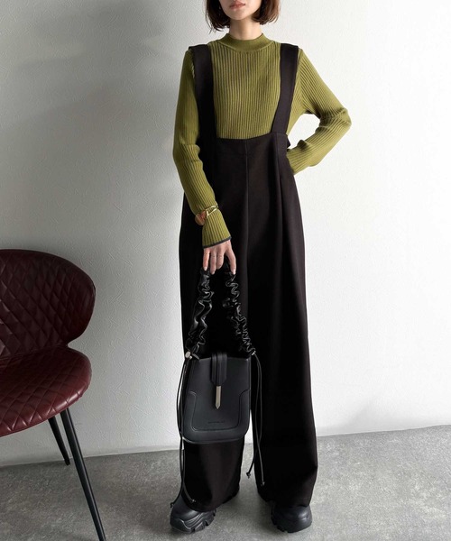 classicalelf（クラシカルエルフ）の「楽にシルエット美人。ワンタックワイドシルエットサロペットパンツ（サロペット/オーバーオール・レディース・ブラック/チャコール/モカ・LARGE/MEDIUM/SMALL/X-LARGE）」の7枚目の写真