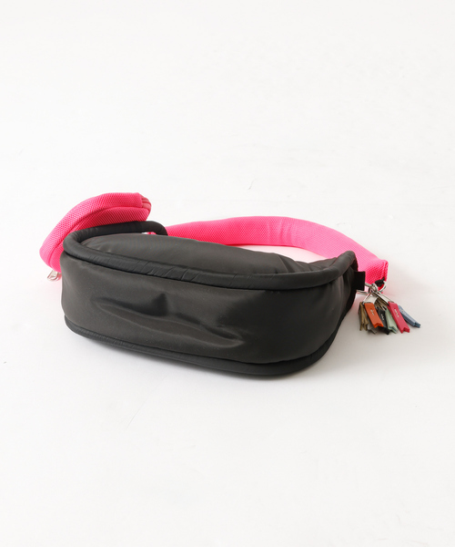 Cheek（チーク）の「【cheek/チーク】rund shoulder C25001 /2way shoulder/ショルダーバック/ポーチ付き/ユニセックス【WEB限定】（ショルダーバッグ・メンズ・ブラック/グレー/アイボリー・フリー）」の13枚目の写真