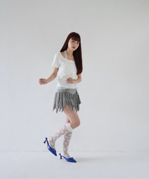 Uenui(ウニュイ)の「【 cunii 】 レース トリム ボタン ティー(Tシャツ/カットソー・レディース・ホワイト/ブルー/グレー・FREE)」の10枚目の写真
