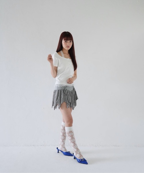 Uenui(ウニュイ)の「【 cunii 】 レース トリム ボタン ティー(Tシャツ/カットソー・レディース・ホワイト/ブルー/グレー・FREE)」の13枚目の写真