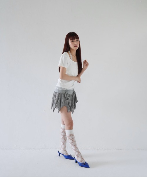 Uenui(ウニュイ)の「【 cunii 】 レース トリム ボタン ティー(Tシャツ/カットソー・レディース・ホワイト/ブルー/グレー・FREE)」の15枚目の写真