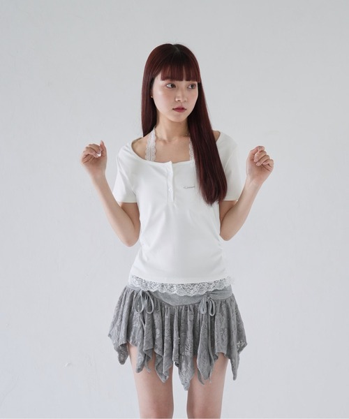 Uenui(ウニュイ)の「【 cunii 】 レース トリム ボタン ティー(Tシャツ/カットソー・レディース・ホワイト/ブルー/グレー・FREE)」の18枚目の写真