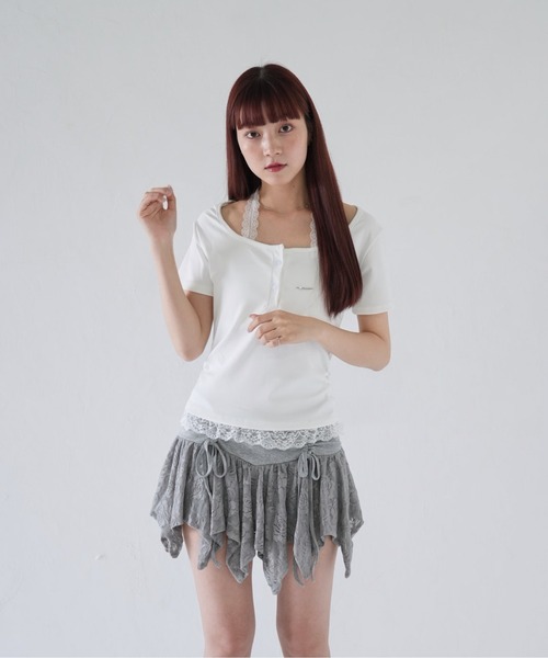 Uenui(ウニュイ)の「【 cunii 】 レース トリム ボタン ティー(Tシャツ/カットソー・レディース・ホワイト/ブルー/グレー・FREE)」の19枚目の写真