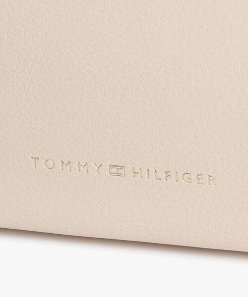 TOMMY HILFIGER(トミーヒルフィガー)の「ソフトサマーミニバッグ(ショルダーバッグ・レディース・ネイビー/ベージュ/オレンジ・FREE)」の5枚目の写真