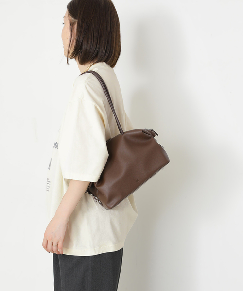 journal standard L'essage(ジャーナルスタンダードレサージュ)の「PMD LOOSE FIT LOGO Tシャツ(Tシャツ/カットソー・レディース・ホワイト/ベージュ/ブラック系その他・FREE)」の18枚目の写真