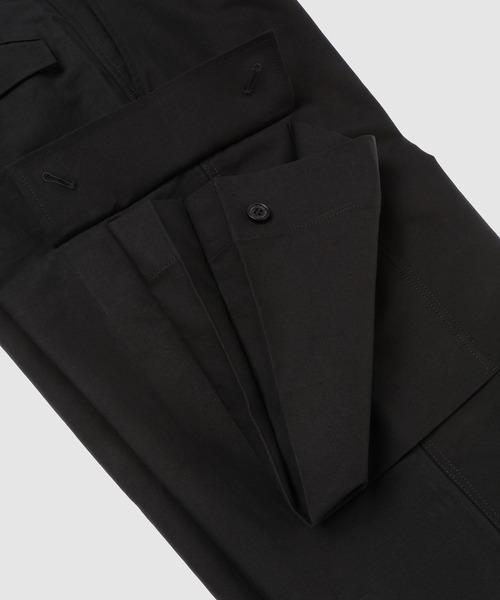COMME des GARCONS HOMME(コム デ ギャルソン・オム)の「COTTON W WEAVE CARGO PANTS(カーゴパンツ・メンズ・ブラック/ネイビー・L/M/S/XS)」の7枚目の写真